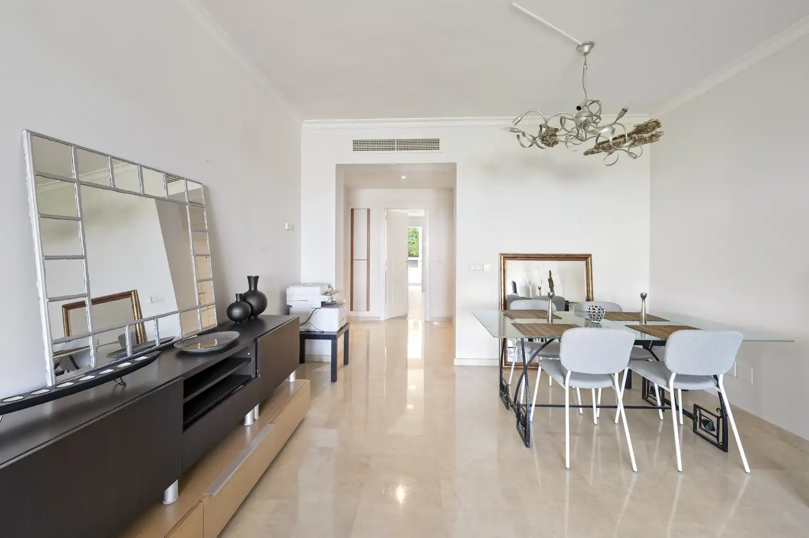 Dining room of Apartments for sale in Benahavís  with Air Conditioner, Terrace and Storage room