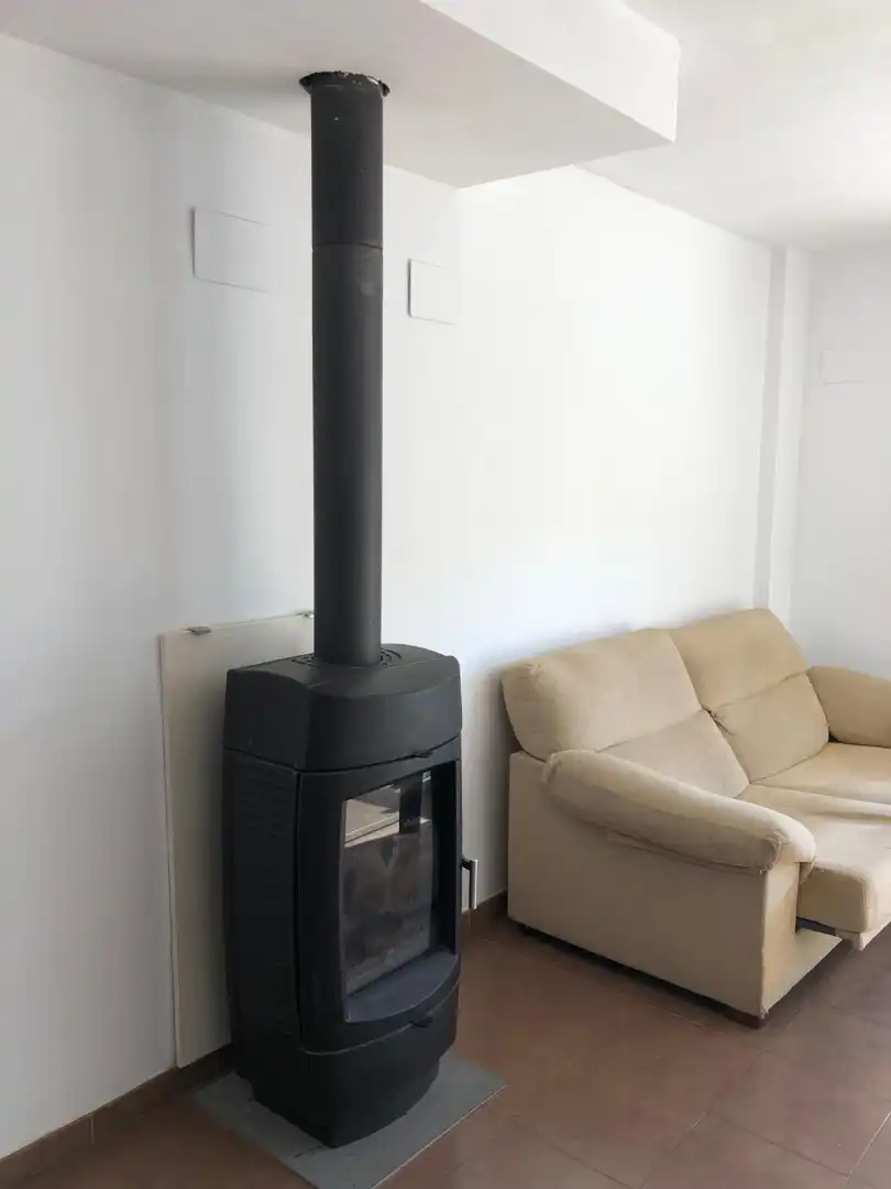 Sala de estar de Casa adosada en venta en Gilet con Calefacción, Terraza y Horno