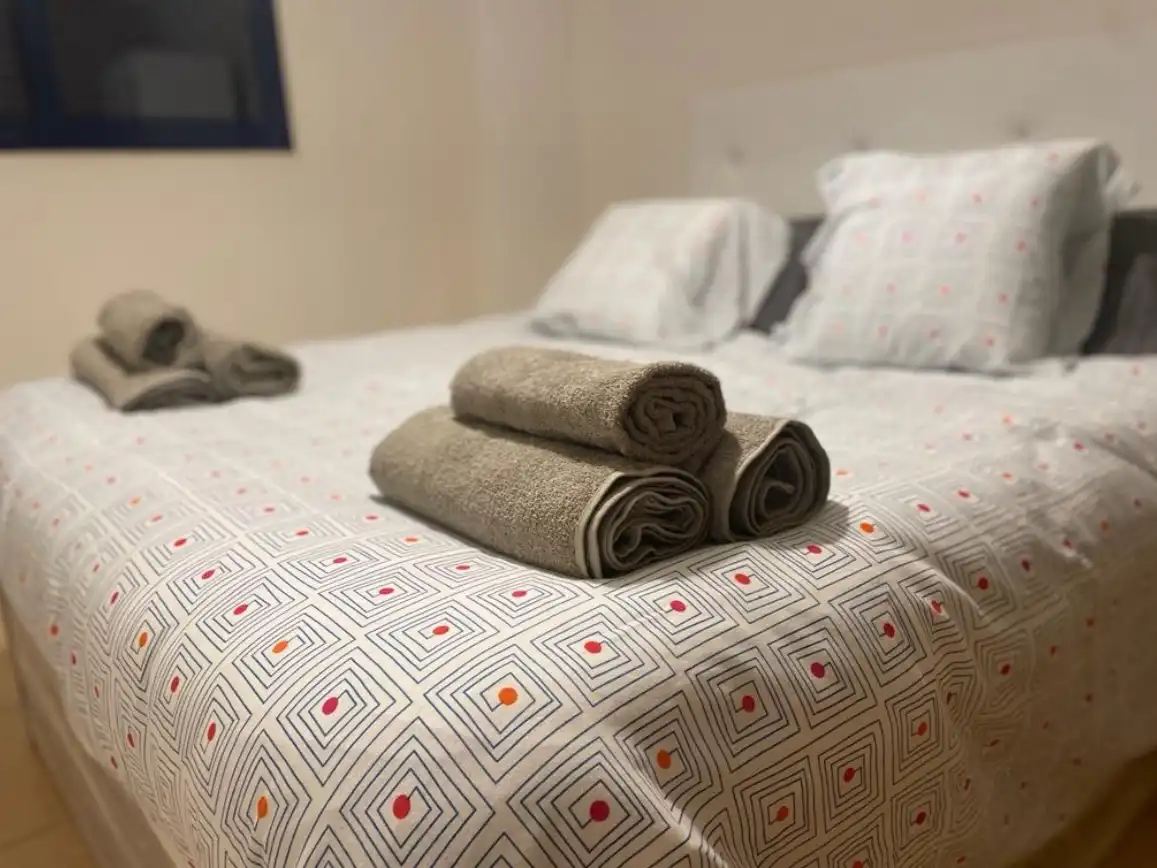 Appartement compact avec piscine à louer à Calle cantarrana 1