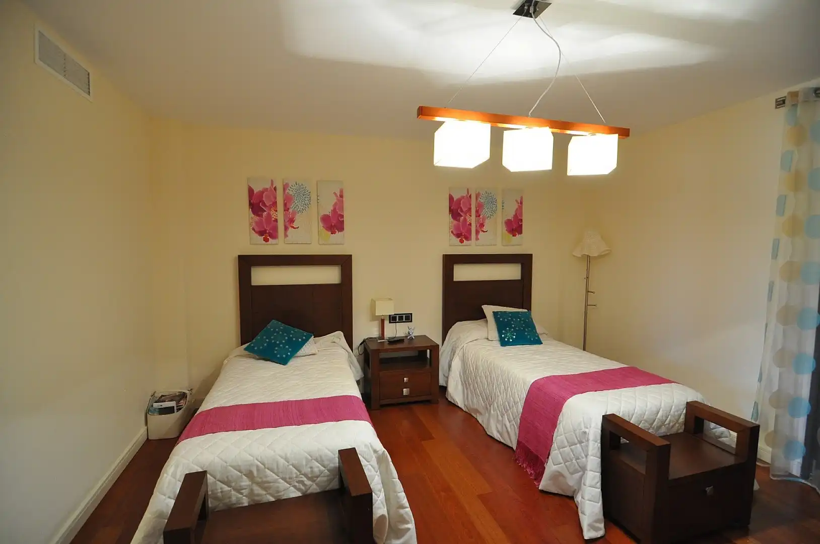 Habitación de Casa o chalet en venta en Villena