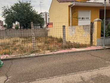Terreny residencial en venda a Magán