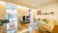 Living room of Flat for sale in  Barcelona Capital  with Heating, Parquet flooring and Terrace