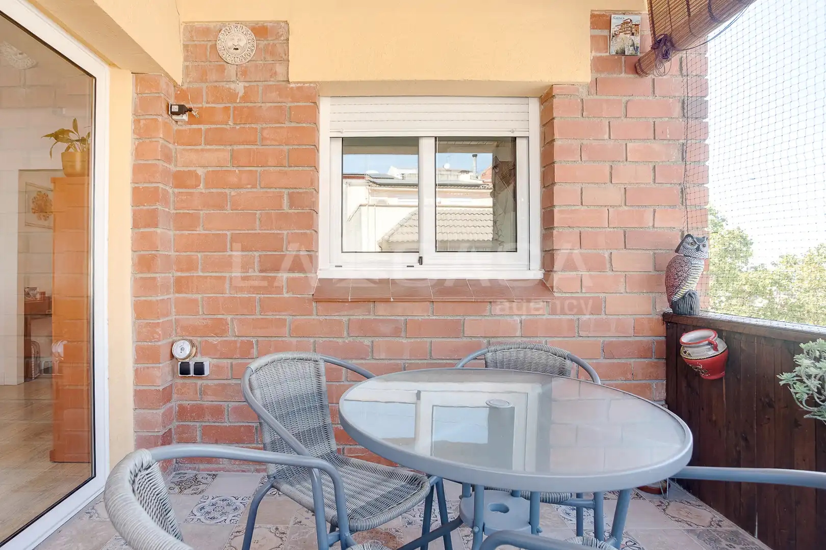Terrasse von Einfamilien-Reihenhaus zum Verkauf in Les Franqueses del Vallès mit Klimaanlage, Heizung und Parkett