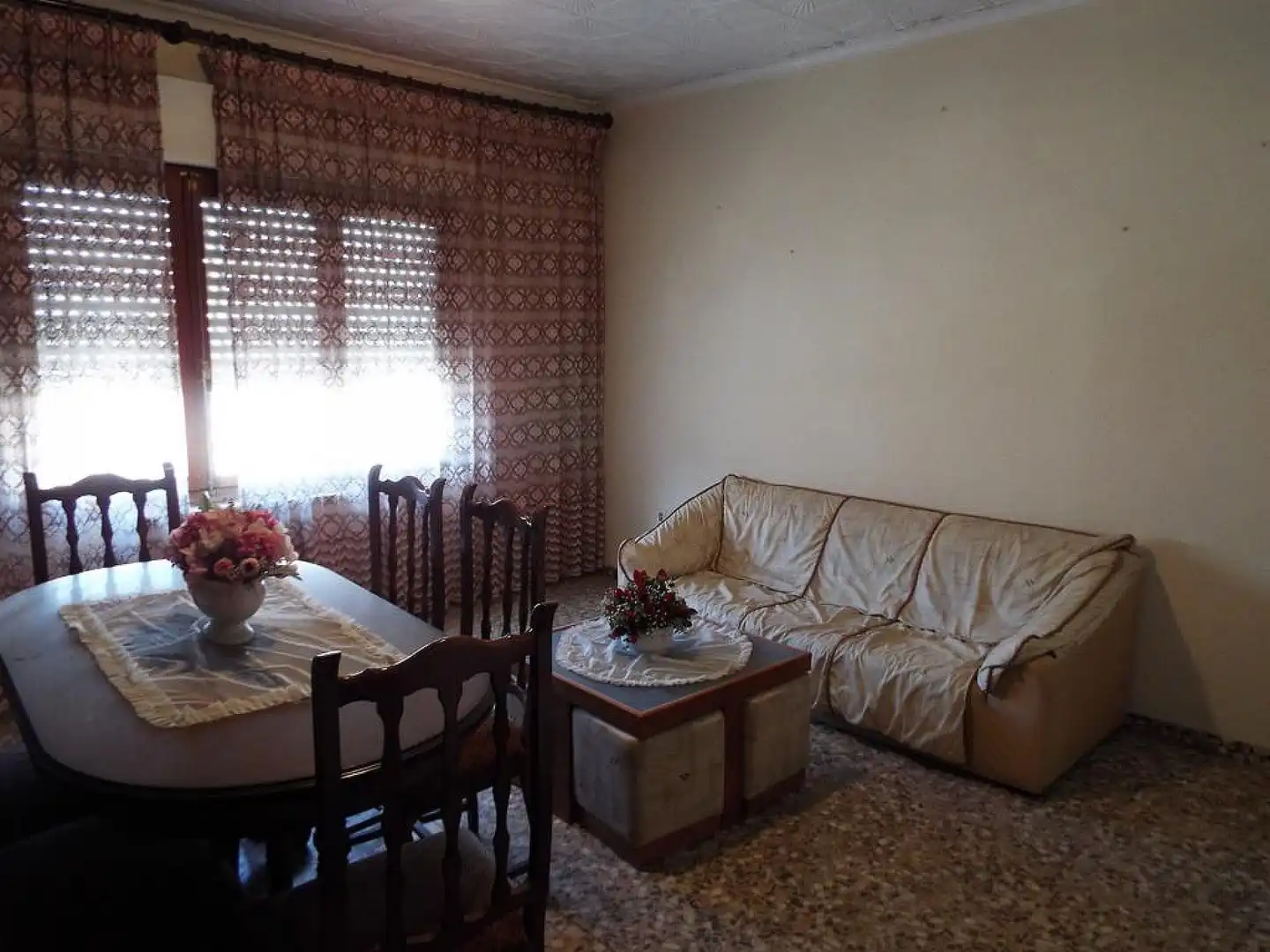 Sala d'estar de Apartament en venda en Caudete amb Terrassa