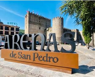 Vista exterior de Pis de lloguer en Arenas de San Pedro amb Calefacció, Terrassa i Moblat