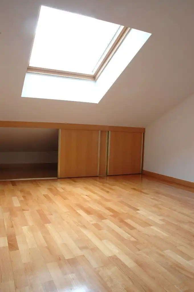 Piso con ascensor en venta en Villares de la Reina, imagen 5