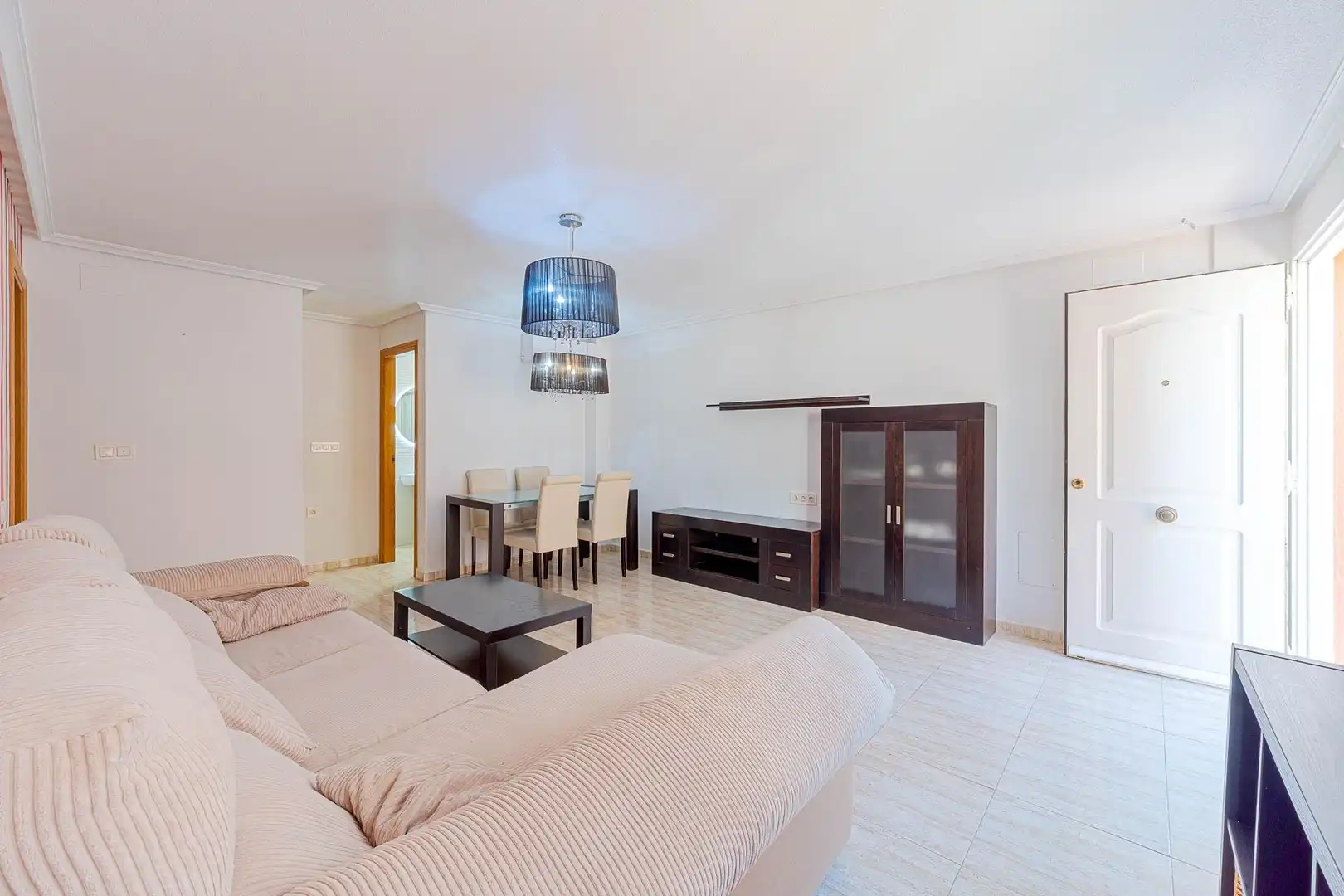 Sala d'estar de Casa o xalet en venda en Redován, Alicante