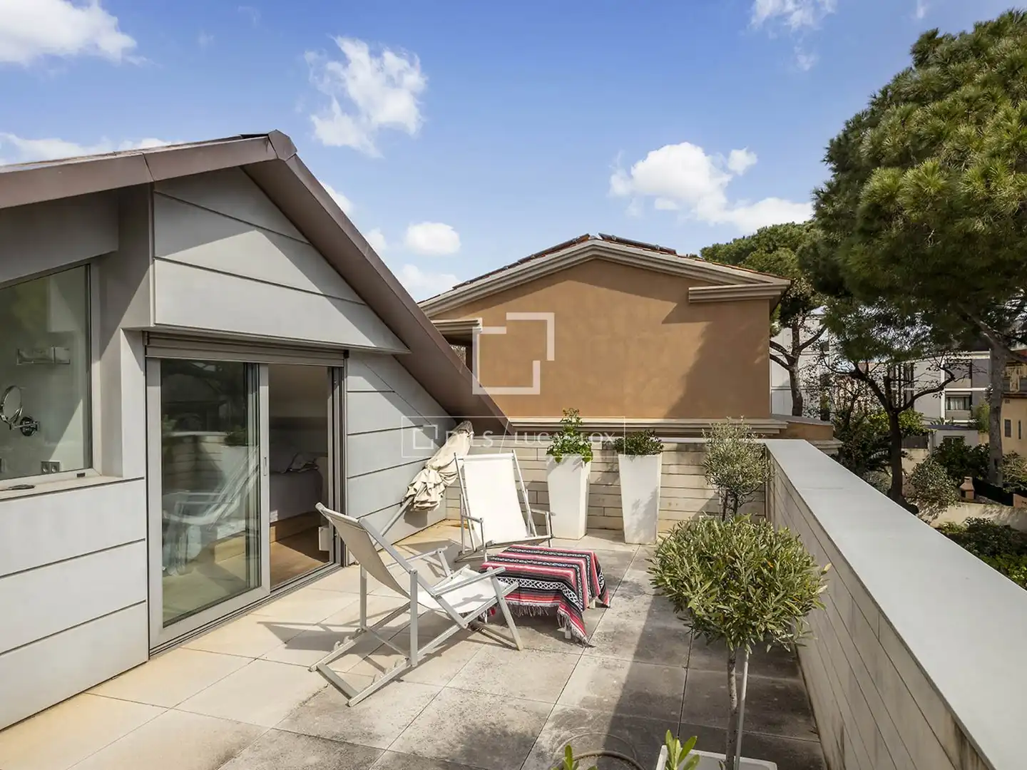 Terrassa de Casa o xalet en venda en Barcelona amb Aire condicionat, Calefacció i Jardí privat