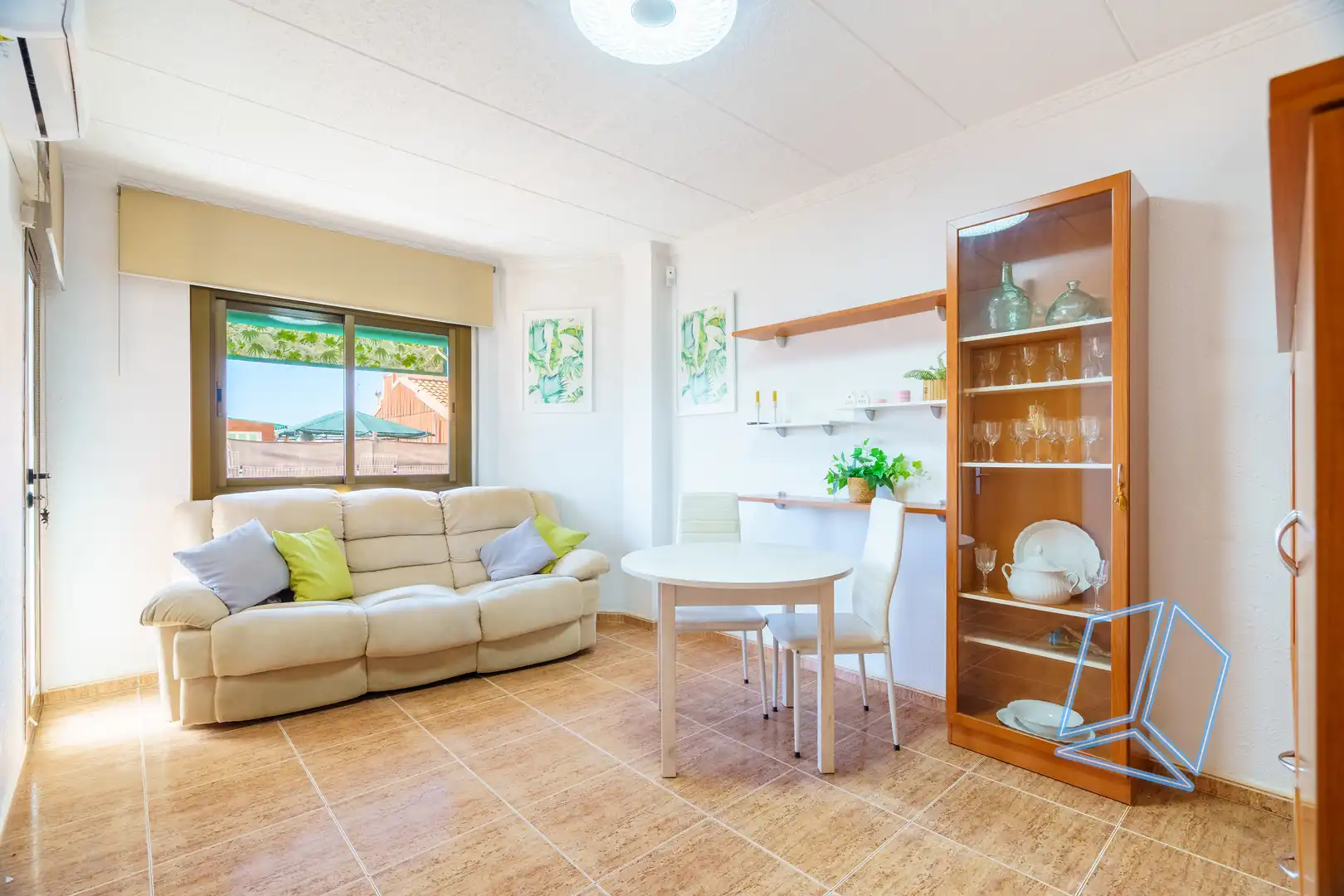 Sala d'estar de Pis en venda en Gavà amb Traster i Balcó
