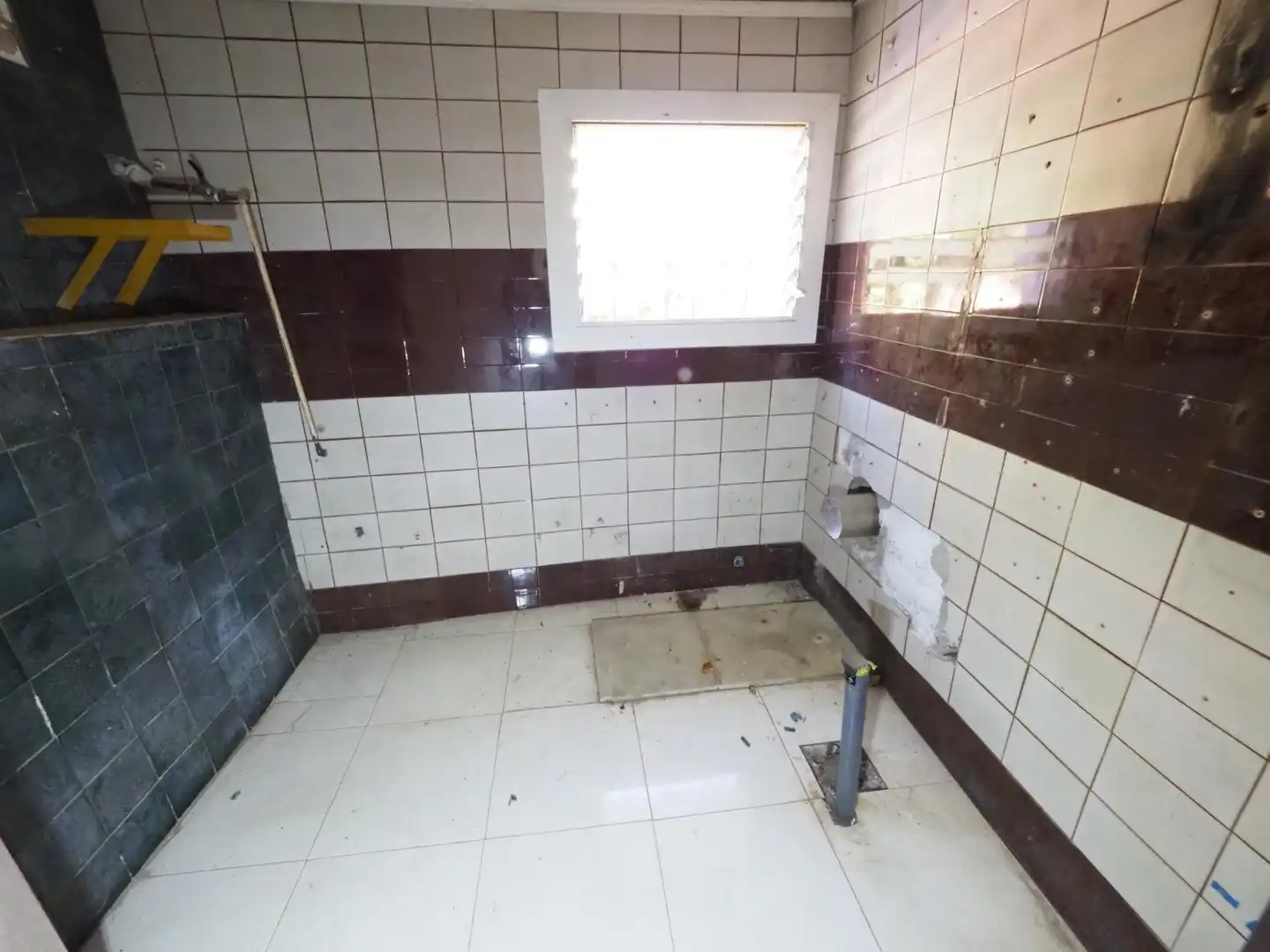 Bathroom of Houses for sale in Mediona  with Private garden and Swimming Pool