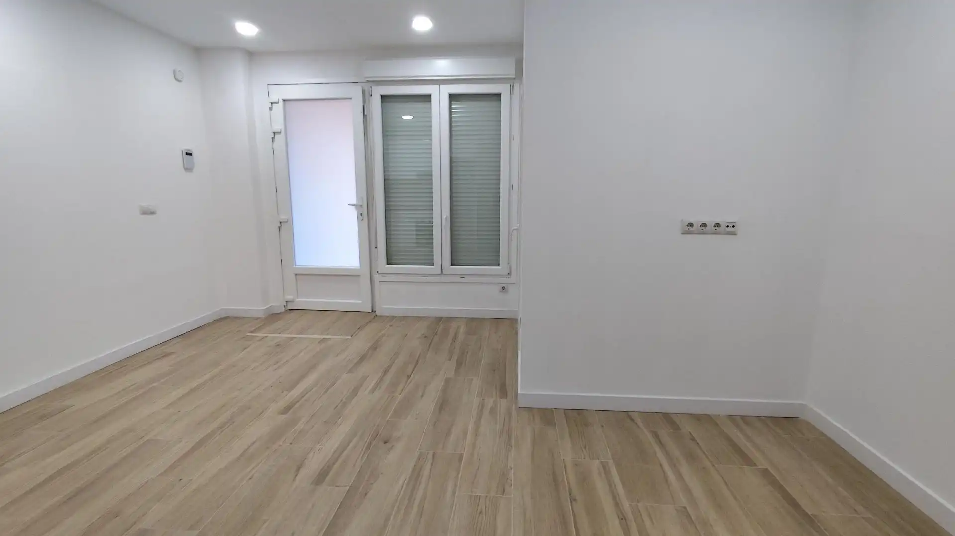 Flat for sale in Barakaldo   with Heating