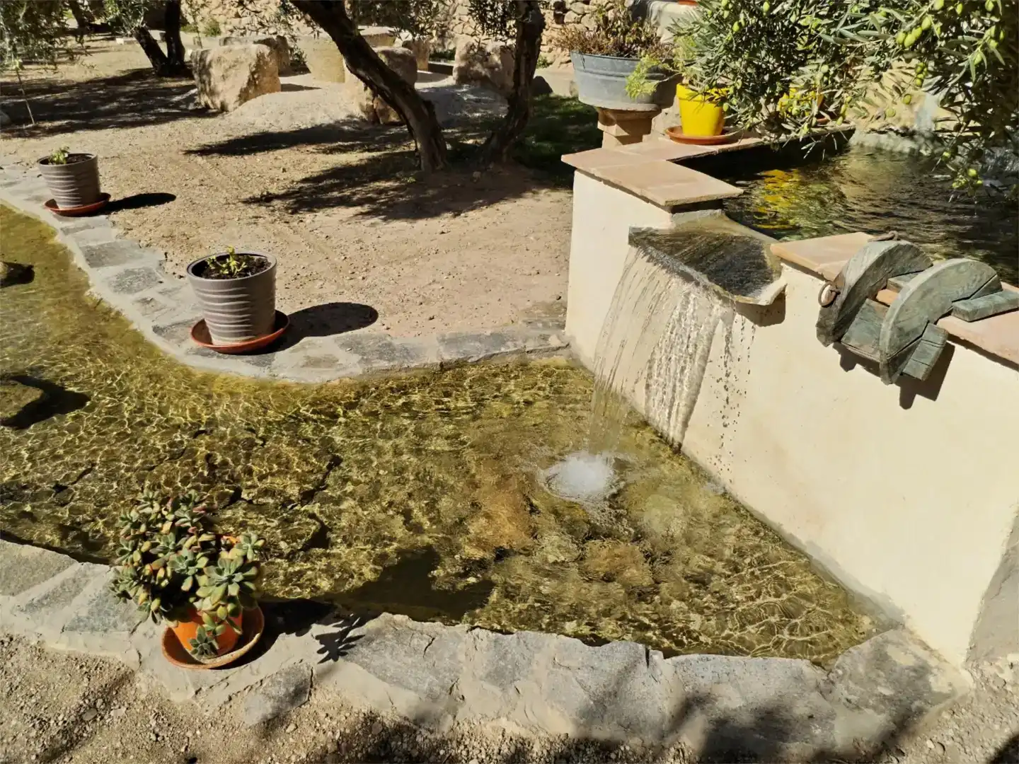 Jardí de Pis en venda en Elche de la Sierra amb Aire condicionat, Jardí privat i Piscina