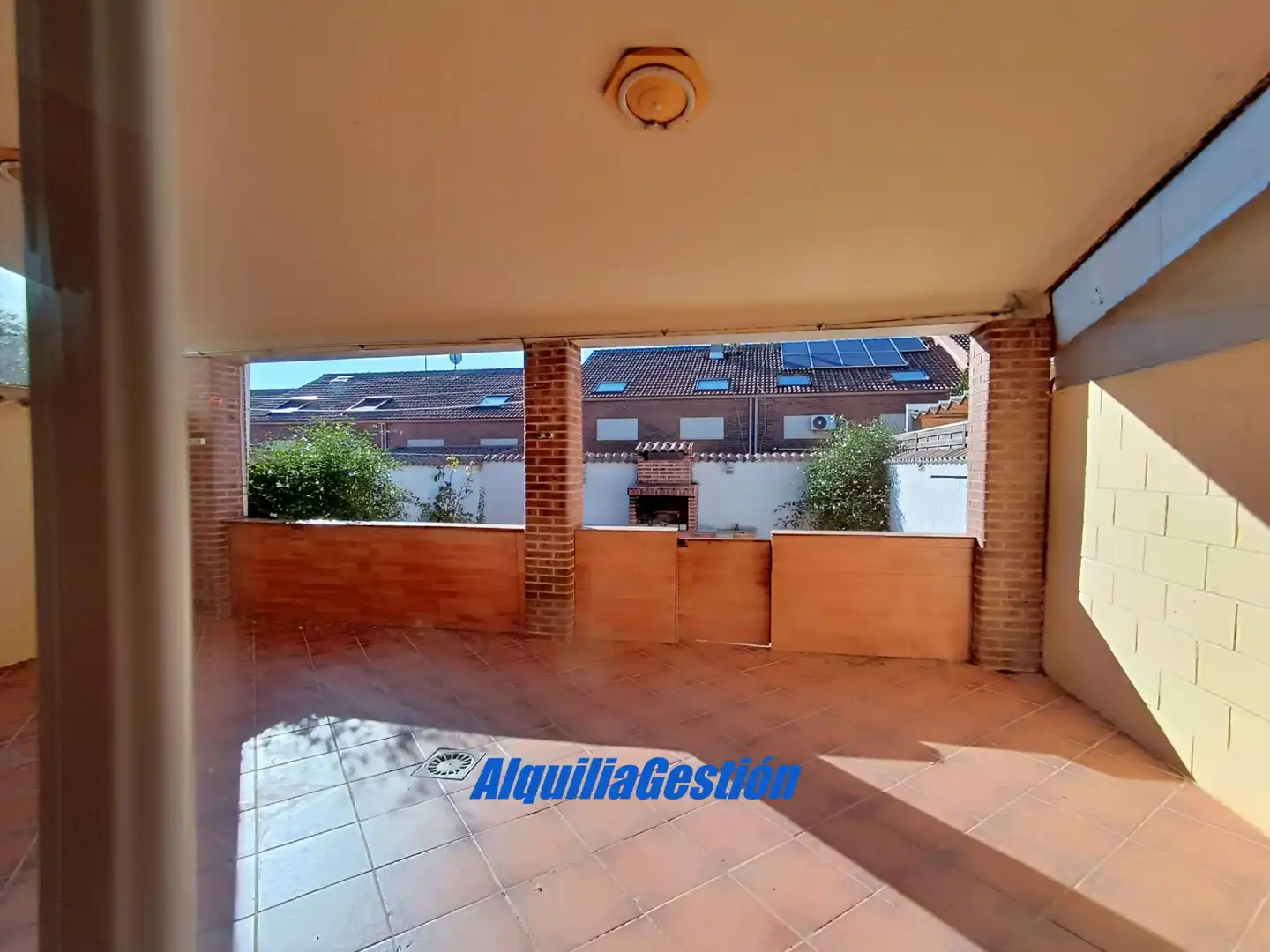 Adossat amb jardí en venda a Calle los Rosales, imagen 37