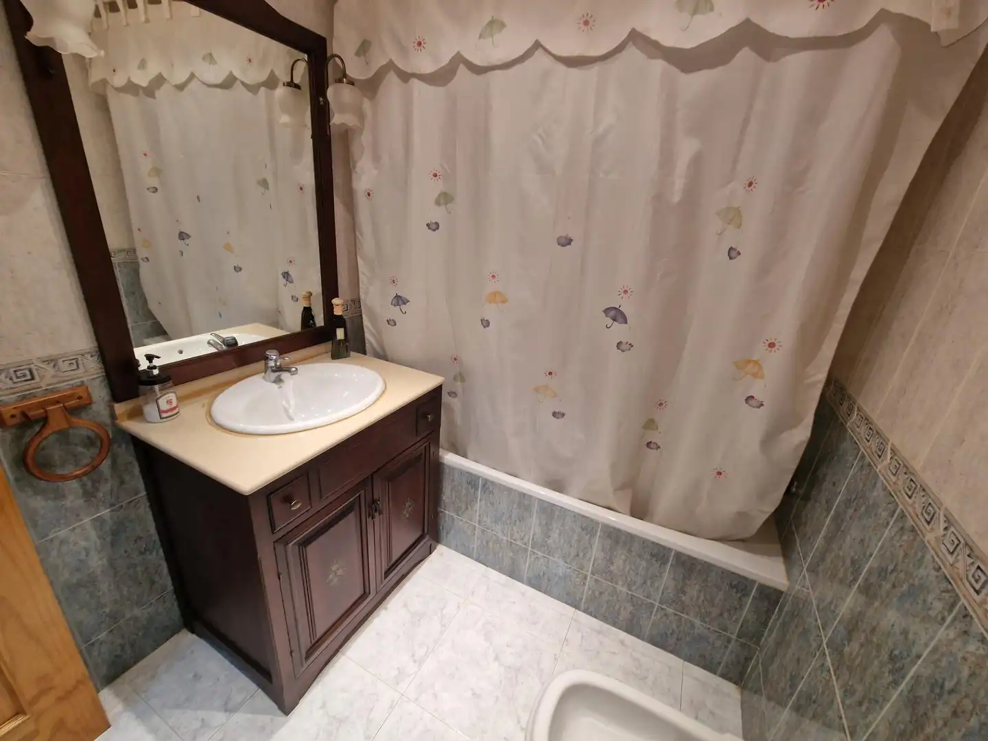 Badezimmer von Einfamilien-Reihenhaus zum Verkauf in Águilas mit Klimaanlage, Privatgarten und Terrasse