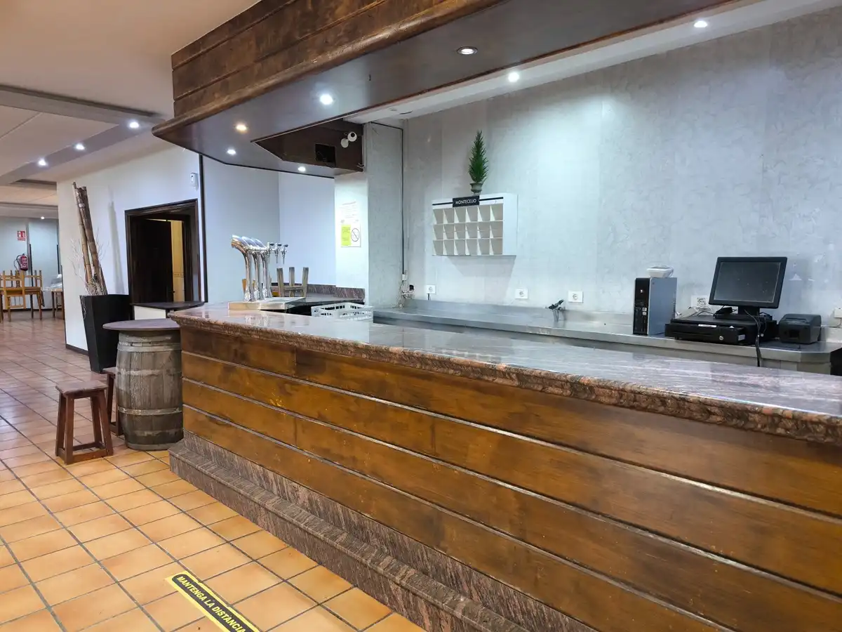 Local comercial de lloguer a Vilagarcía, imagen 9