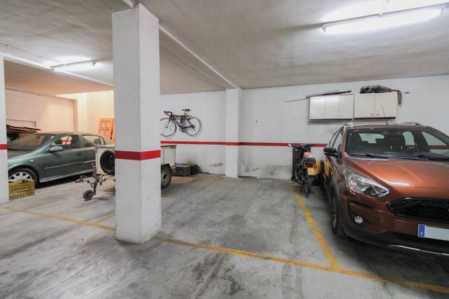 Garaje en Venta en Calle de San José en Massamagrell