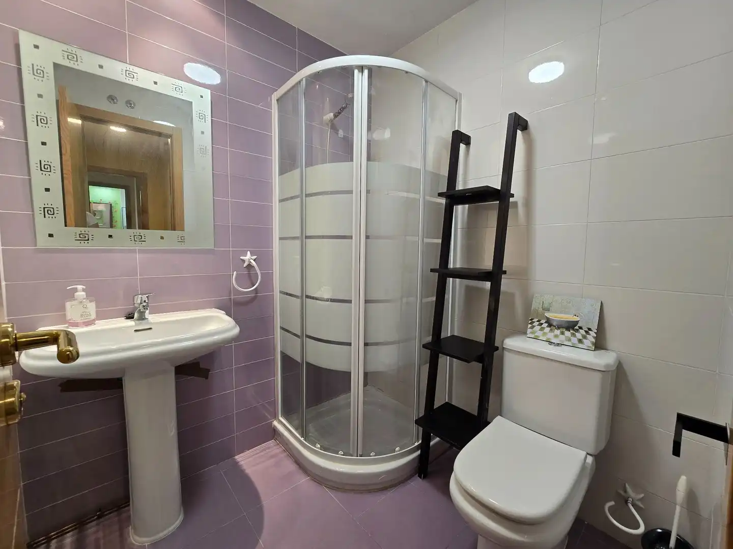 Baño de Piso en venta en Mondéjar con Calefacción