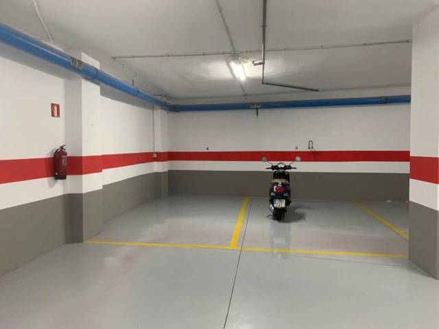 Garaje en Venta en Graciliano Afonso en Ciudad Jardín