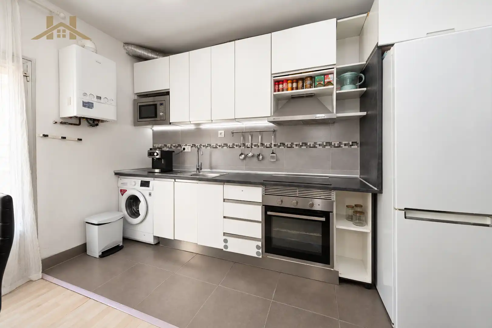 Flat with terrace for sale in Avenida de la Libertad 35, imagen 7