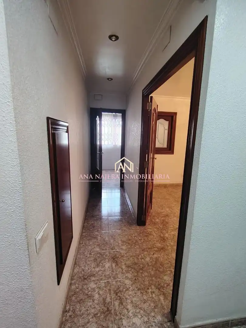 Flat for sale in Mislata  with Air Conditioner