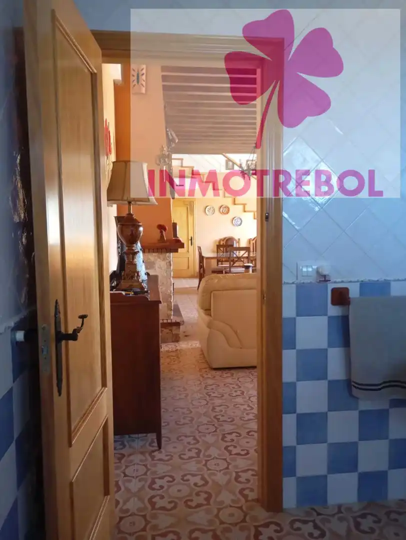 Houses for sale in Carrión de los Céspedes  with Air Conditioner, Heating and Private garden