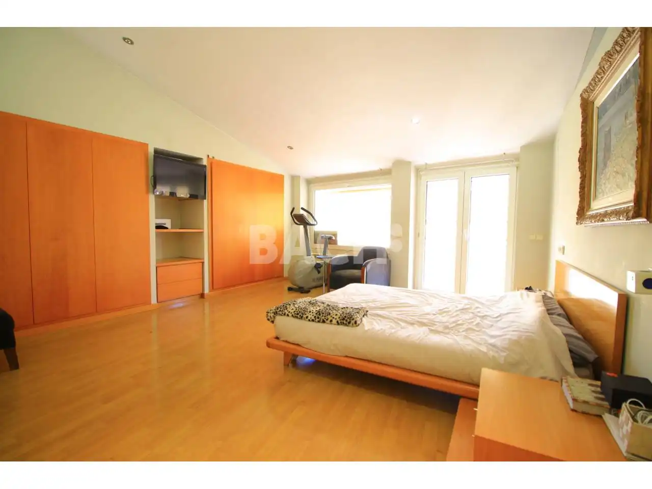 Habitación de Ático en venta en Vic con Aire acondicionado, Calefacción y Parquet
