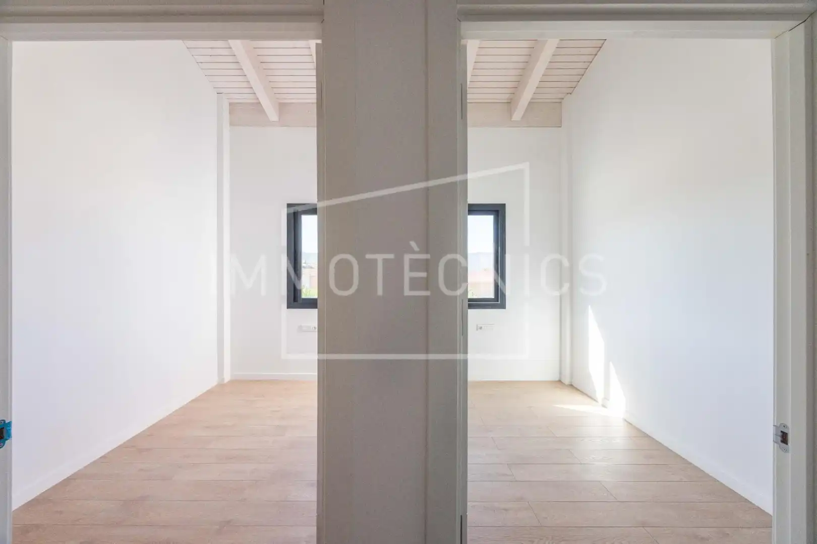 Adosado con jardín en venta en Carrer TURO DE L'HOME, imagen 31