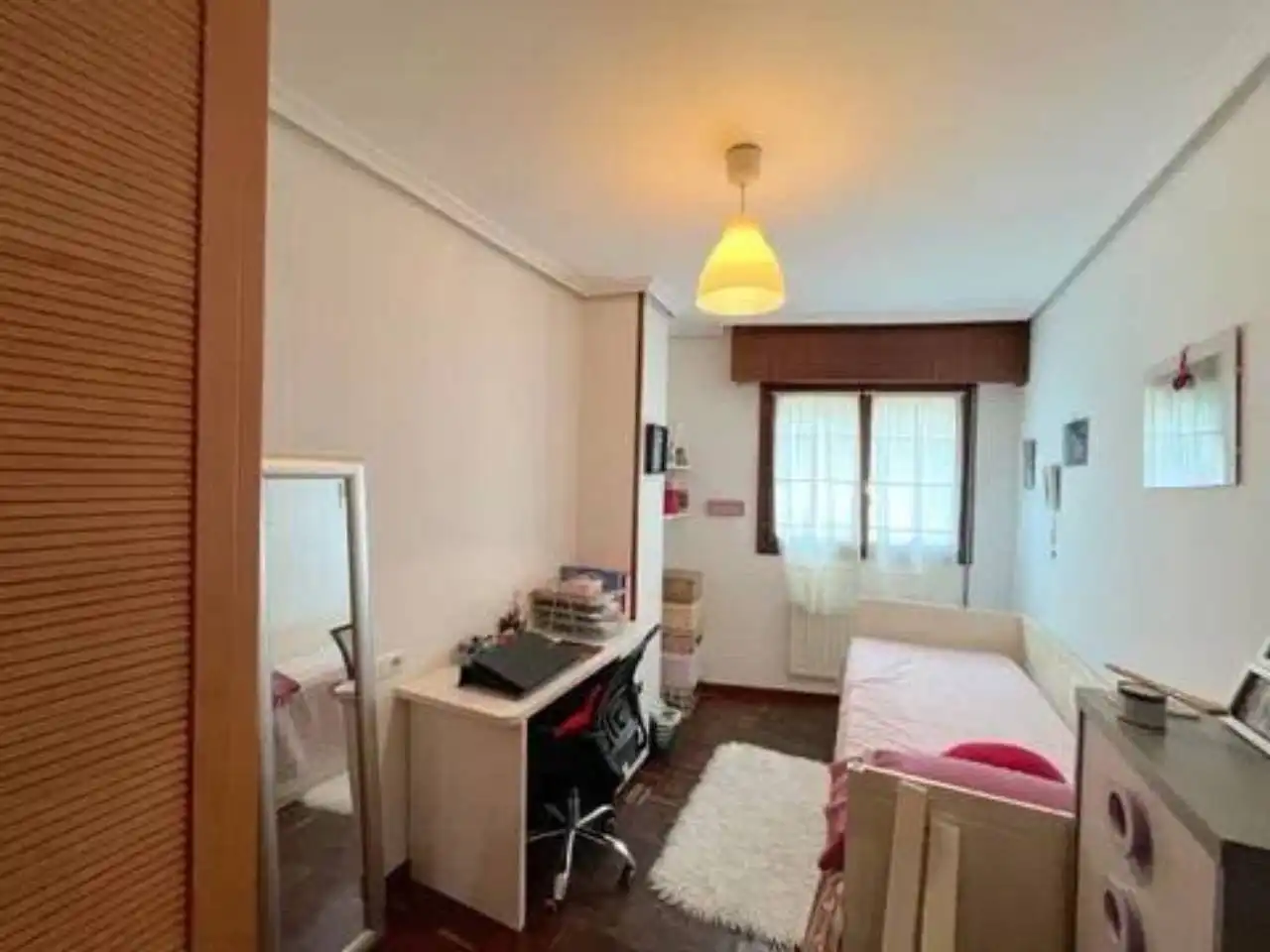 Schlafzimmer von Wohnung zum Verkauf in Erandio