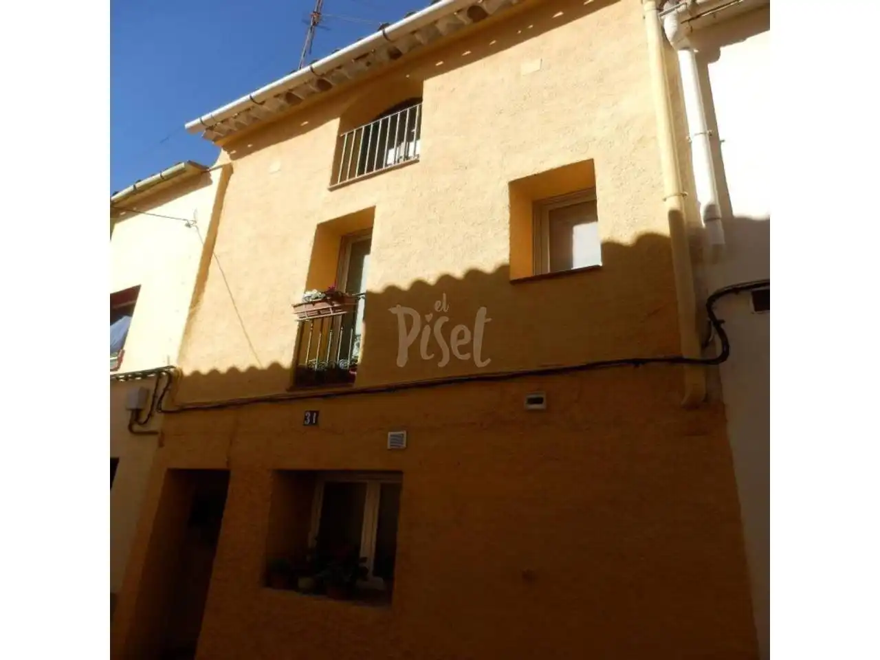 Casa in vendita a Mediona