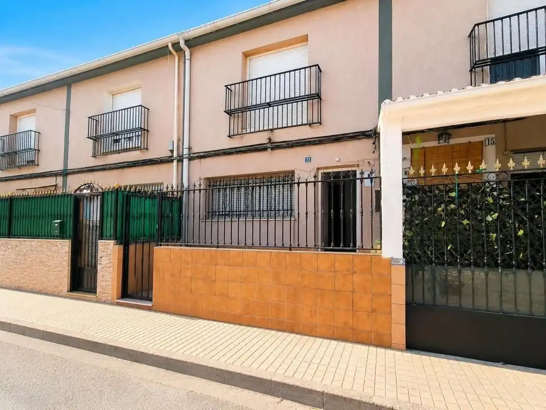Chalet en venta en El Pinós / Pinoso
