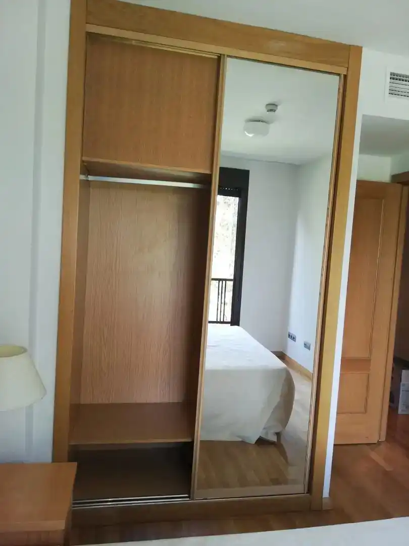 Schlafzimmer von Wohnungen zur Miete in Madrid mit Möbliert