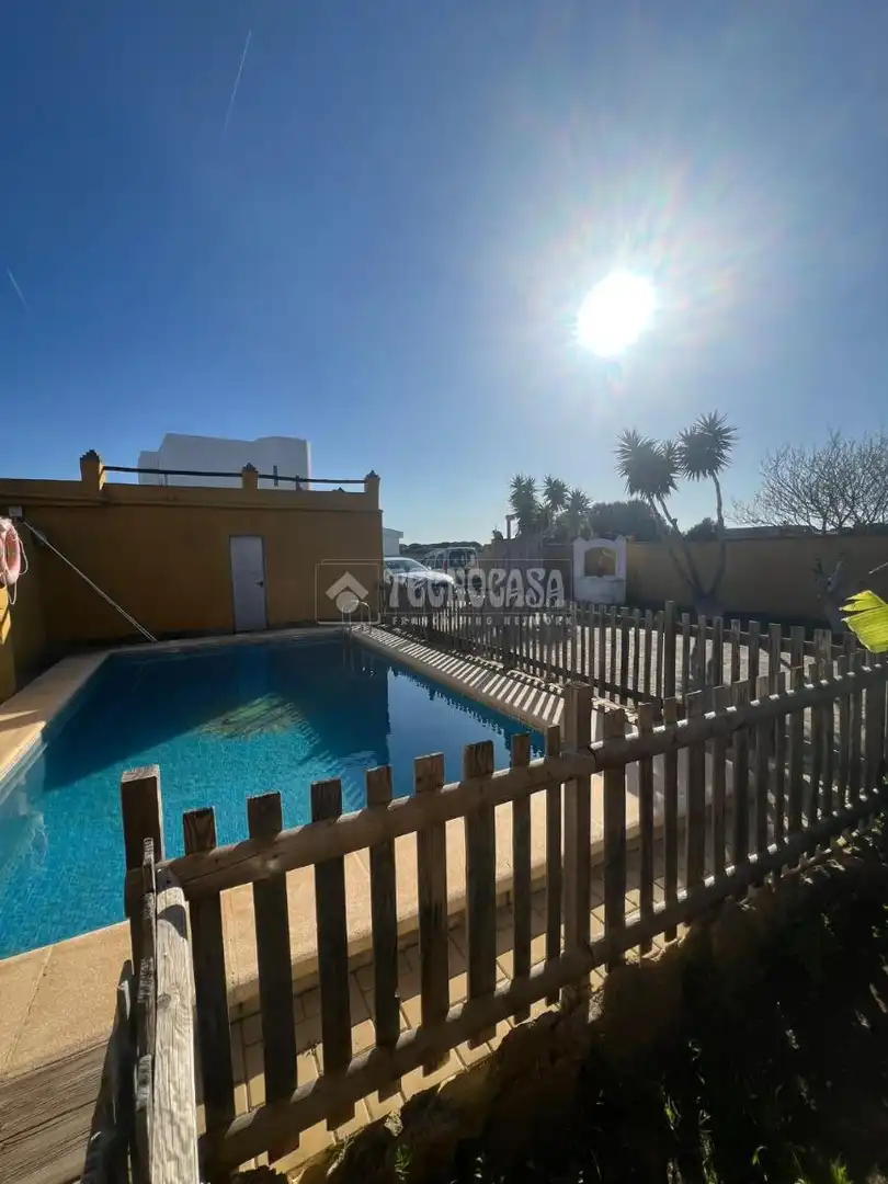 Piscina de Finca rústica en venda en Conil de la Frontera amb Jardí privat, Terrassa i Piscina