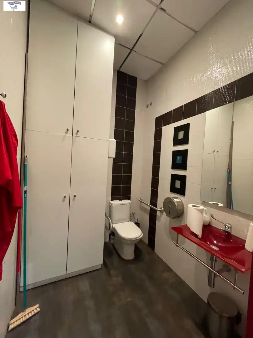 Business premises for transfer in Centro, imagen 12