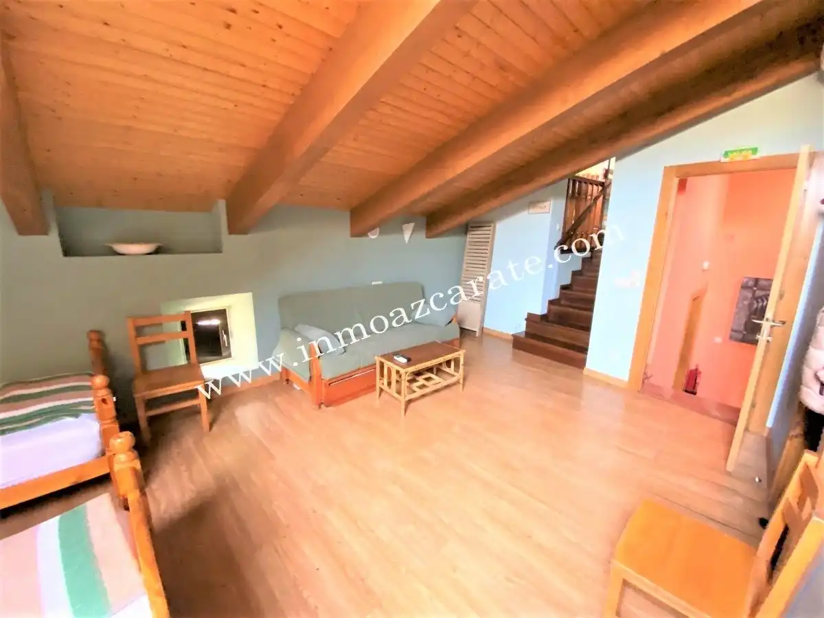 Sala de estar de Edificio en venta en Valle de Yerri / Deierri