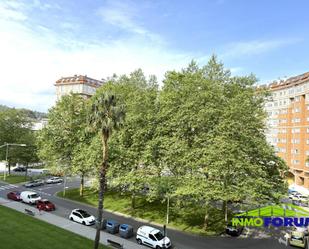 Vista exterior de Pis en venda en A Coruña Capital  amb Calefacció i Traster