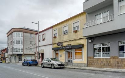 Vista exterior de Casa adosada en venda en Curtis amb Calefacció, Jardí privat i Terrassa