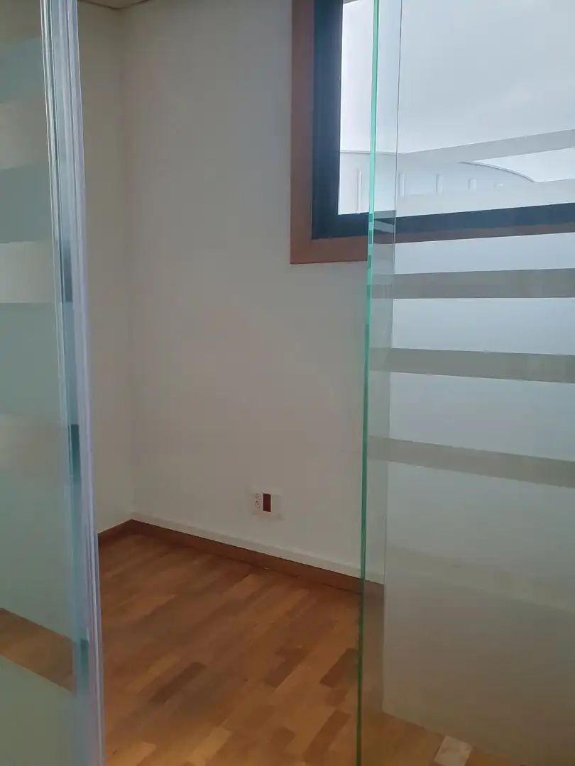 Schlafzimmer von Büro zur Miete in Vigo  mit Möbliert