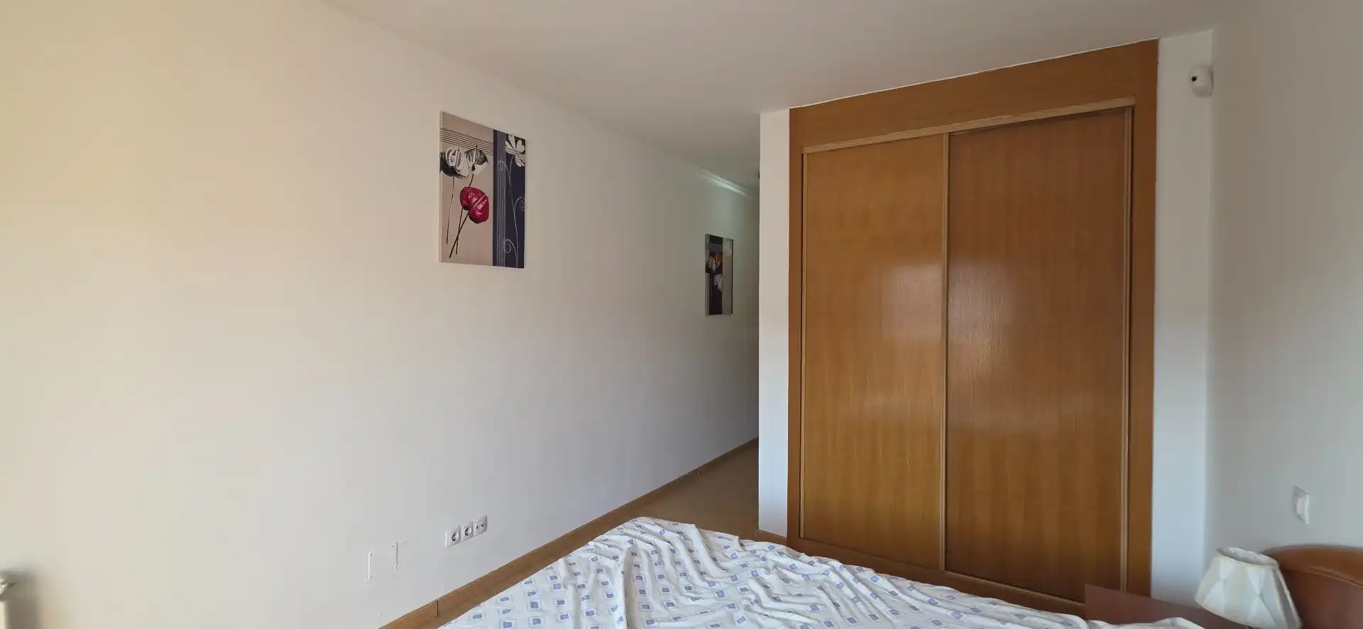 Schlafzimmer von Haus oder Chalet zum Verkauf in Ugena mit Klimaanlage, Heizung und Privatgarten