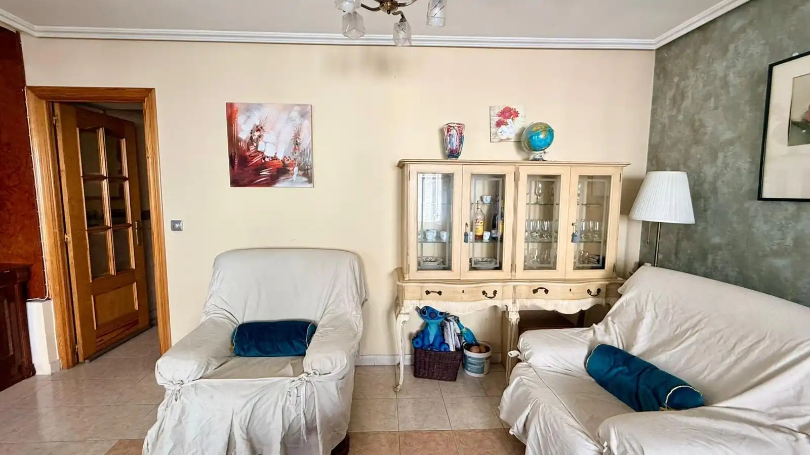 Sala d'estar de Casa o xalet en venda en Zarzuela del Pinar amb Calefacció i Moblat