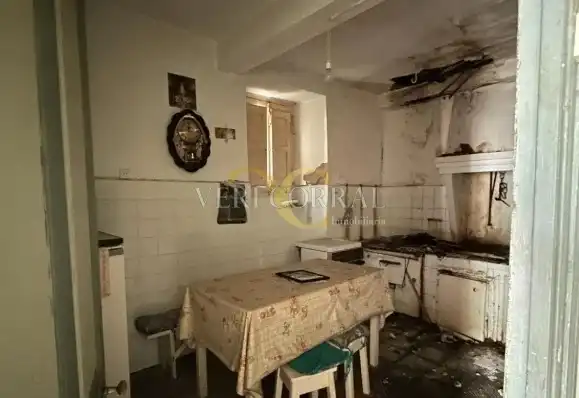 Cuina de Casa o xalet en venda en Llanes amb Jardí privat, Terrassa i Balcó
