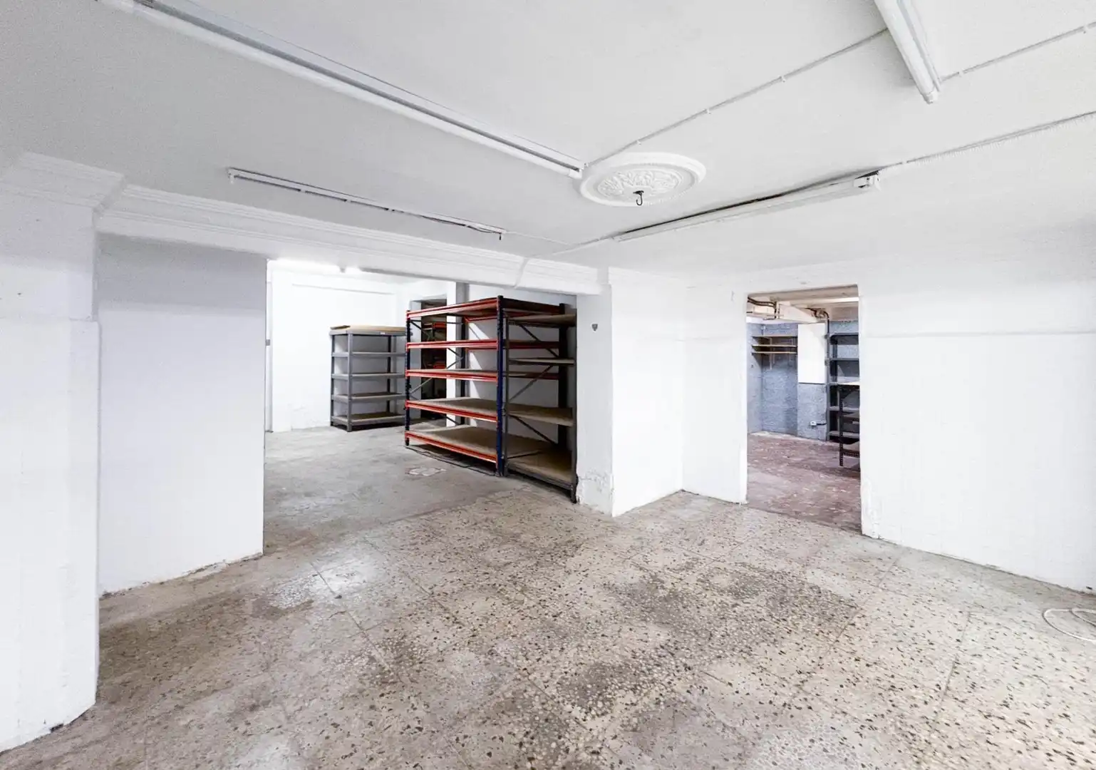 Business premises to rent in Calle DENIA 23