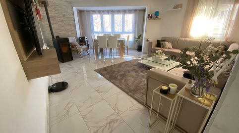 Foto 2 de Piso en venta en Carrer Doctor Candi Bayes, Remei - La Guixa, Vic