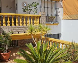 Single-family semi-detached to rent in Mazagón