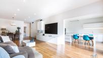 Living room of House or chalet for sale in Sabadell  with Air Conditioner, Heating and Terrace