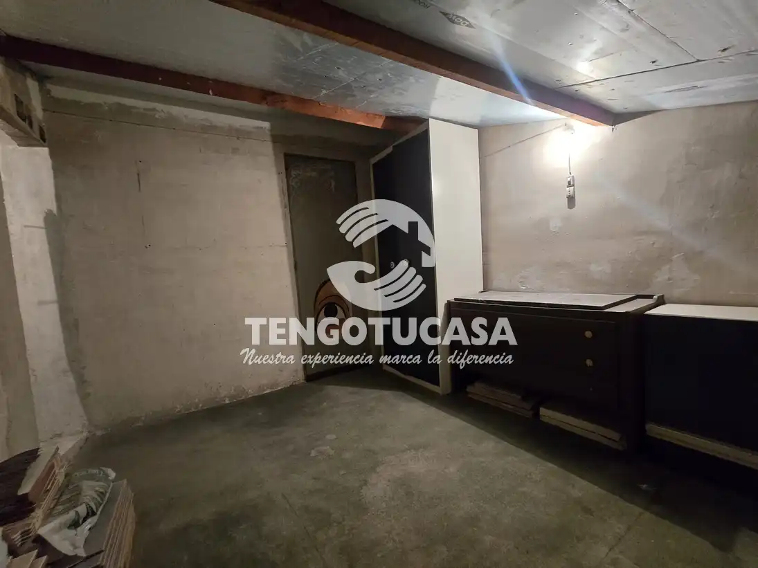 Flat for sale in Madrid  with Heating, Storage room and Furnished