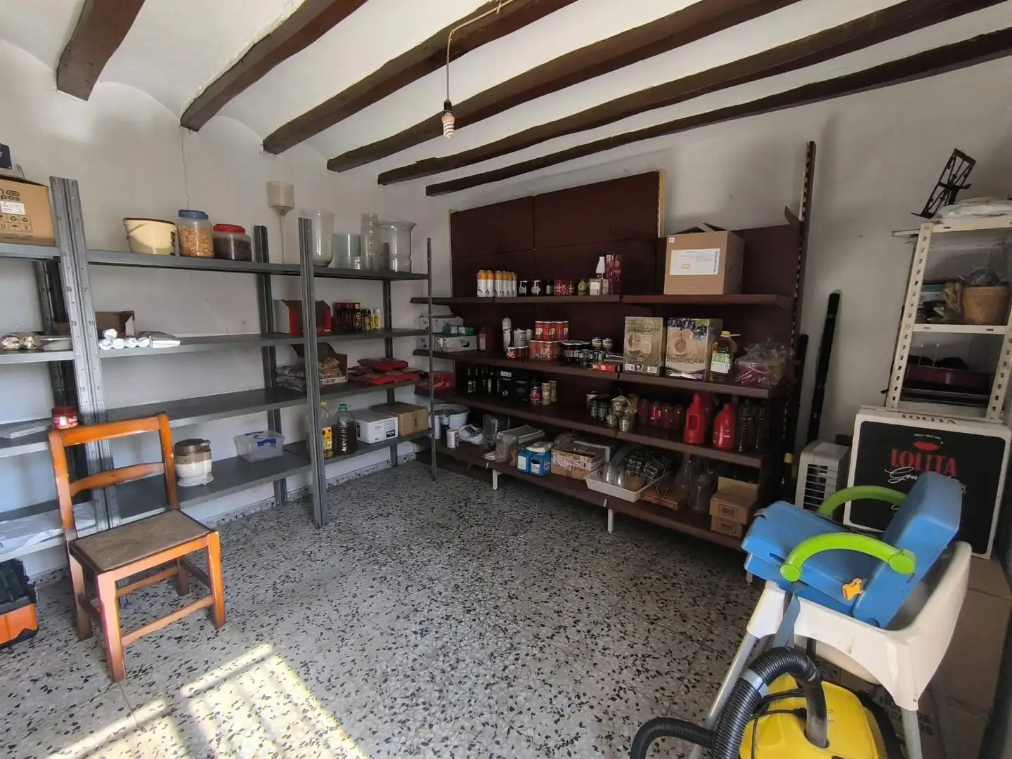 Cocina de Local en venta en El Castell de Guadalest con Aire acondicionado y Amueblado