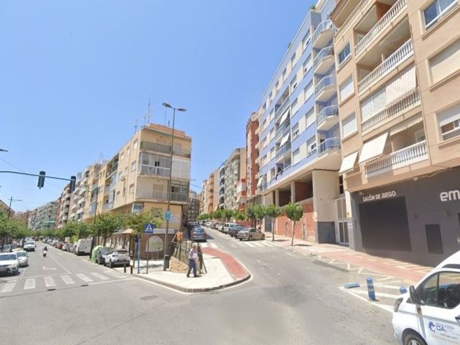 Vista exterior de Garatge en venda en El Campello