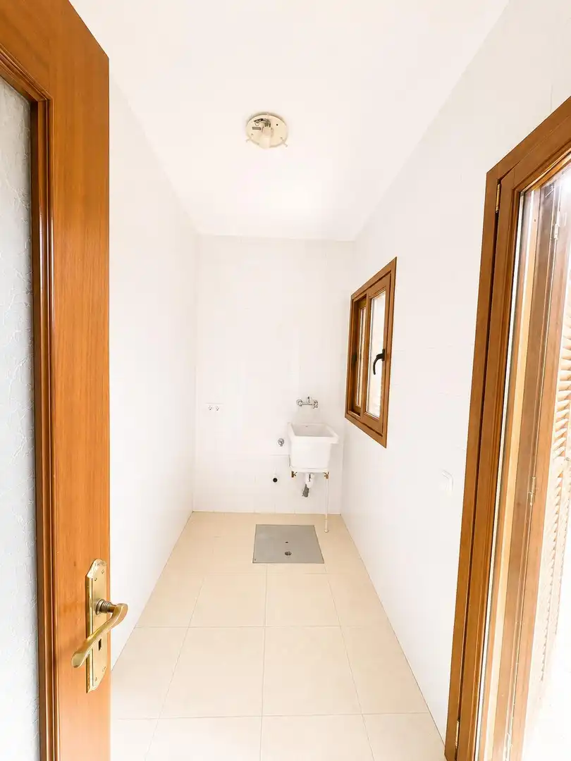 Chalet con terraza en venta en Carrer Carrer Escudella, imagen 8