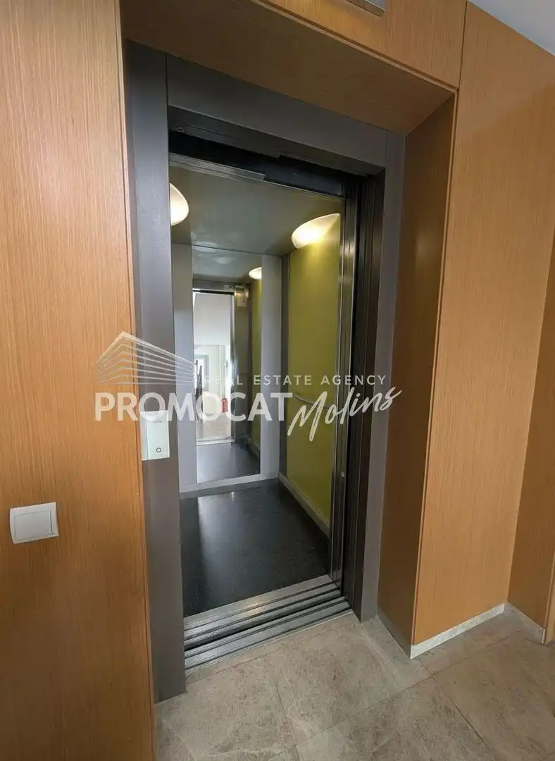 Flat for sale in Molins de Rei  with Parquet flooring