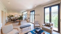 Sala d'estar de Pis en venda en  Madrid Capital amb Aire condicionat, Calefacció i Terrassa
